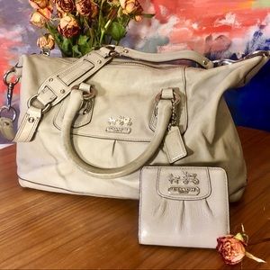 Coach Shoulder Bag & Wallet